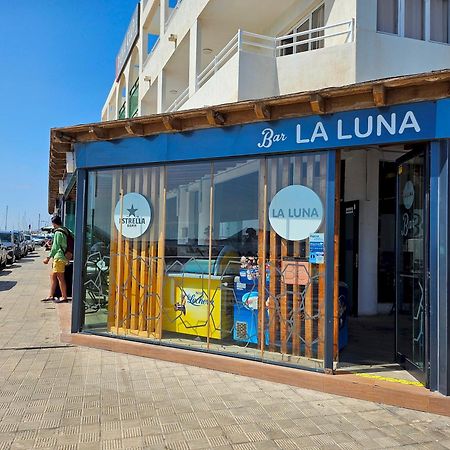 Corralejo Coliving By Amazzzing Travel Hostel ภายนอก รูปภาพ