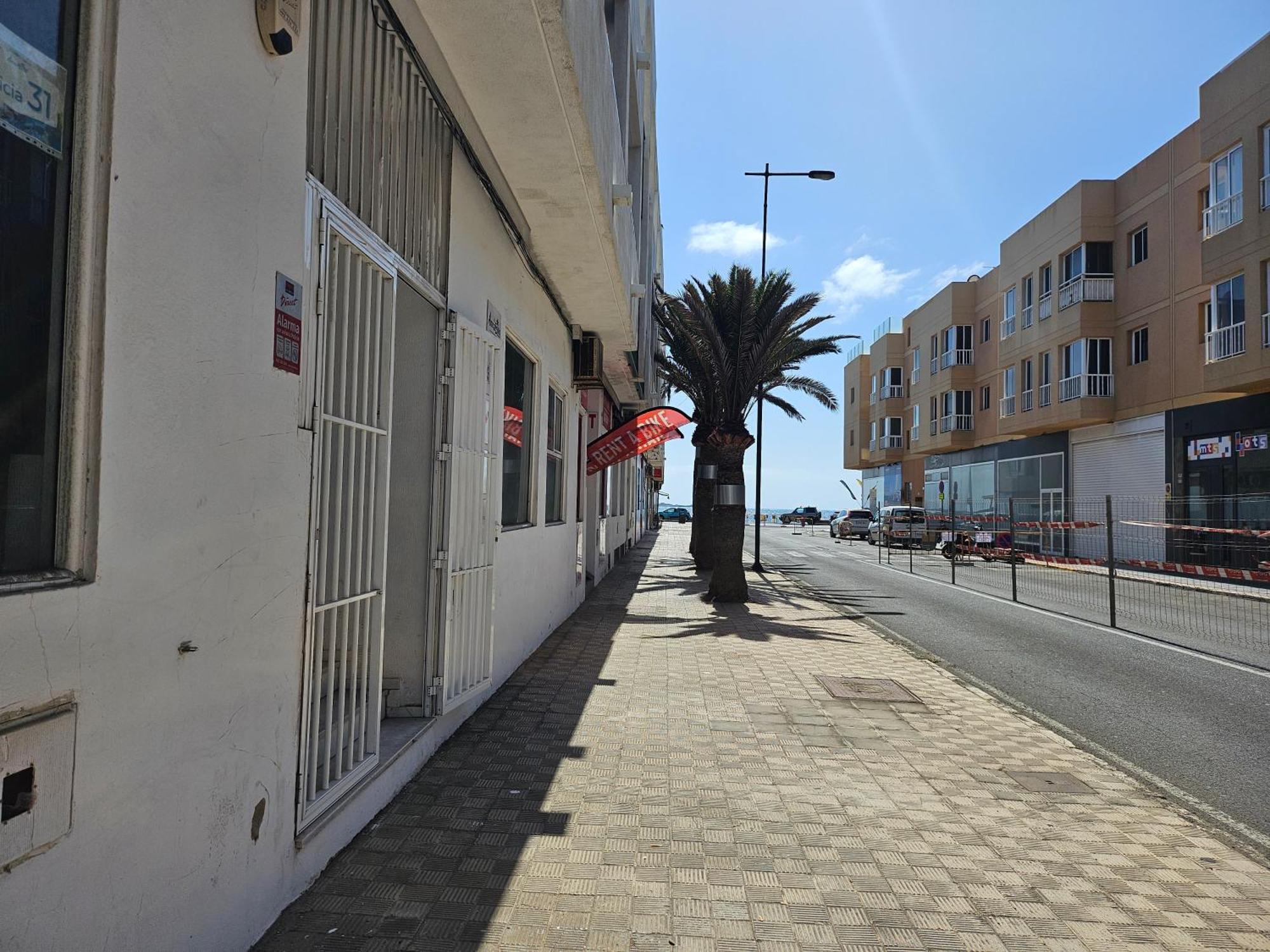 Corralejo Coliving By Amazzzing Travel Hostel ภายนอก รูปภาพ