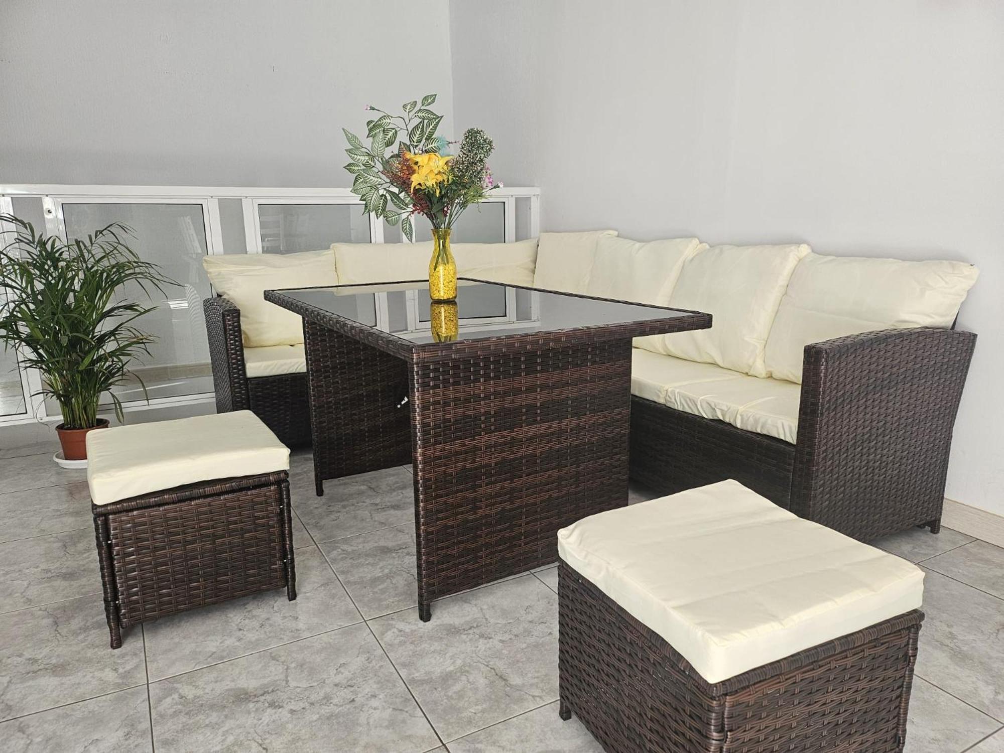 Corralejo Coliving By Amazzzing Travel Hostel ภายนอก รูปภาพ