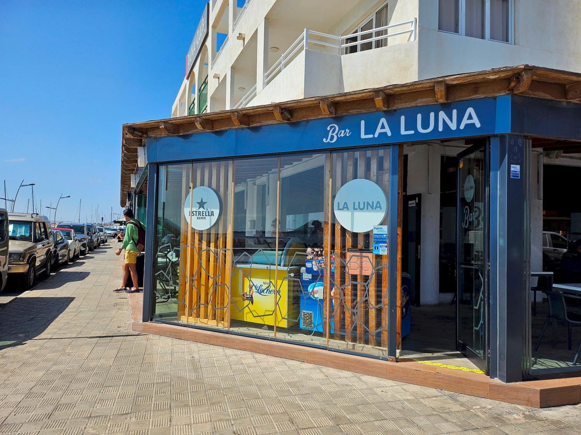 Corralejo Coliving By Amazzzing Travel Hostel ภายนอก รูปภาพ