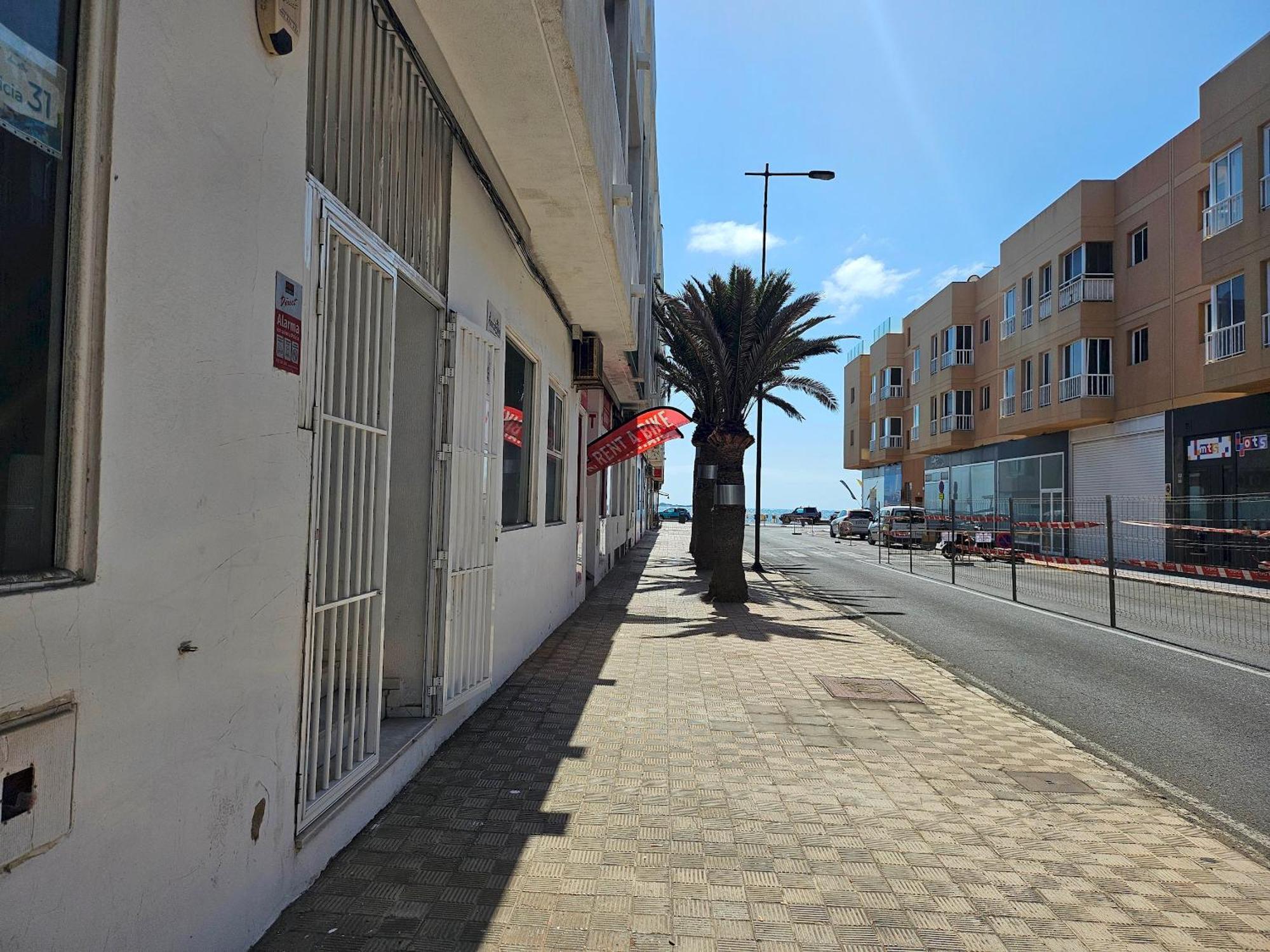Corralejo Coliving By Amazzzing Travel Hostel ภายนอก รูปภาพ